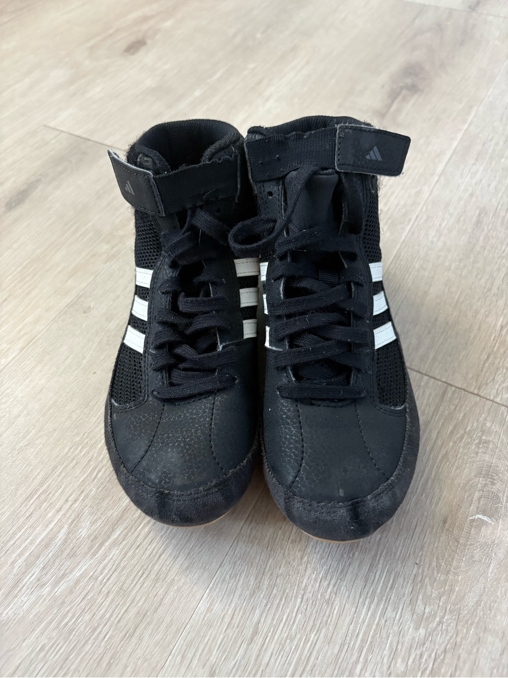 Adidas HVC 2 kids wrestling shoes